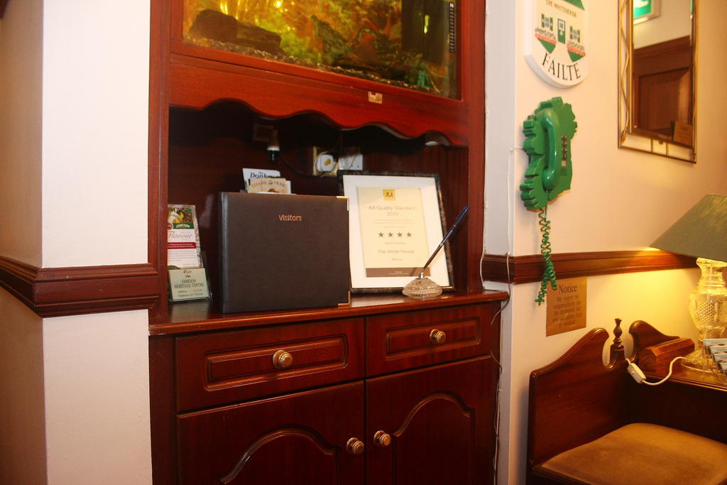The White House B&B Cork Eksteriør billede